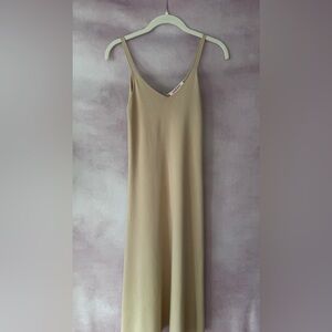 Italian dress Kontatto